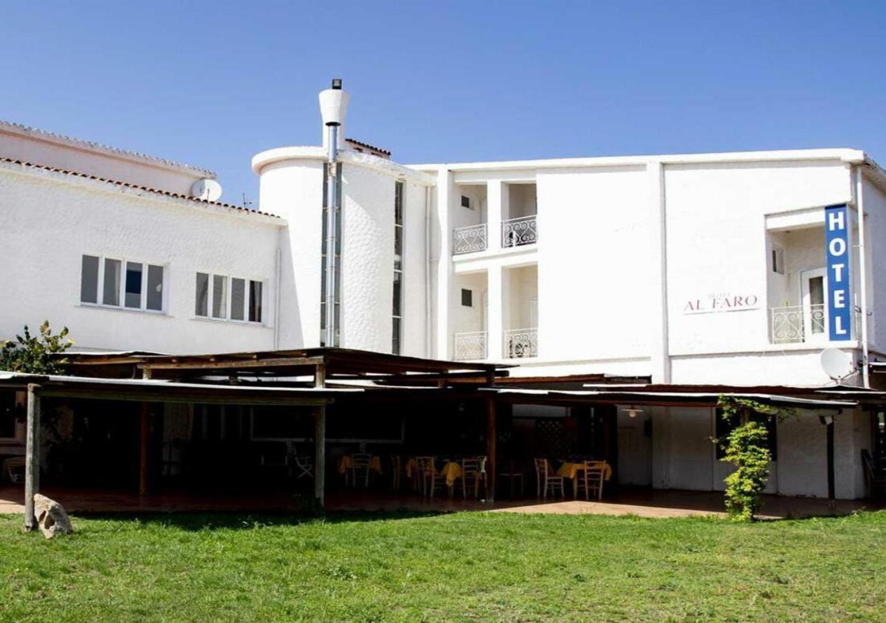 Hotel Al Faro Сан Теодоро Екстериор снимка