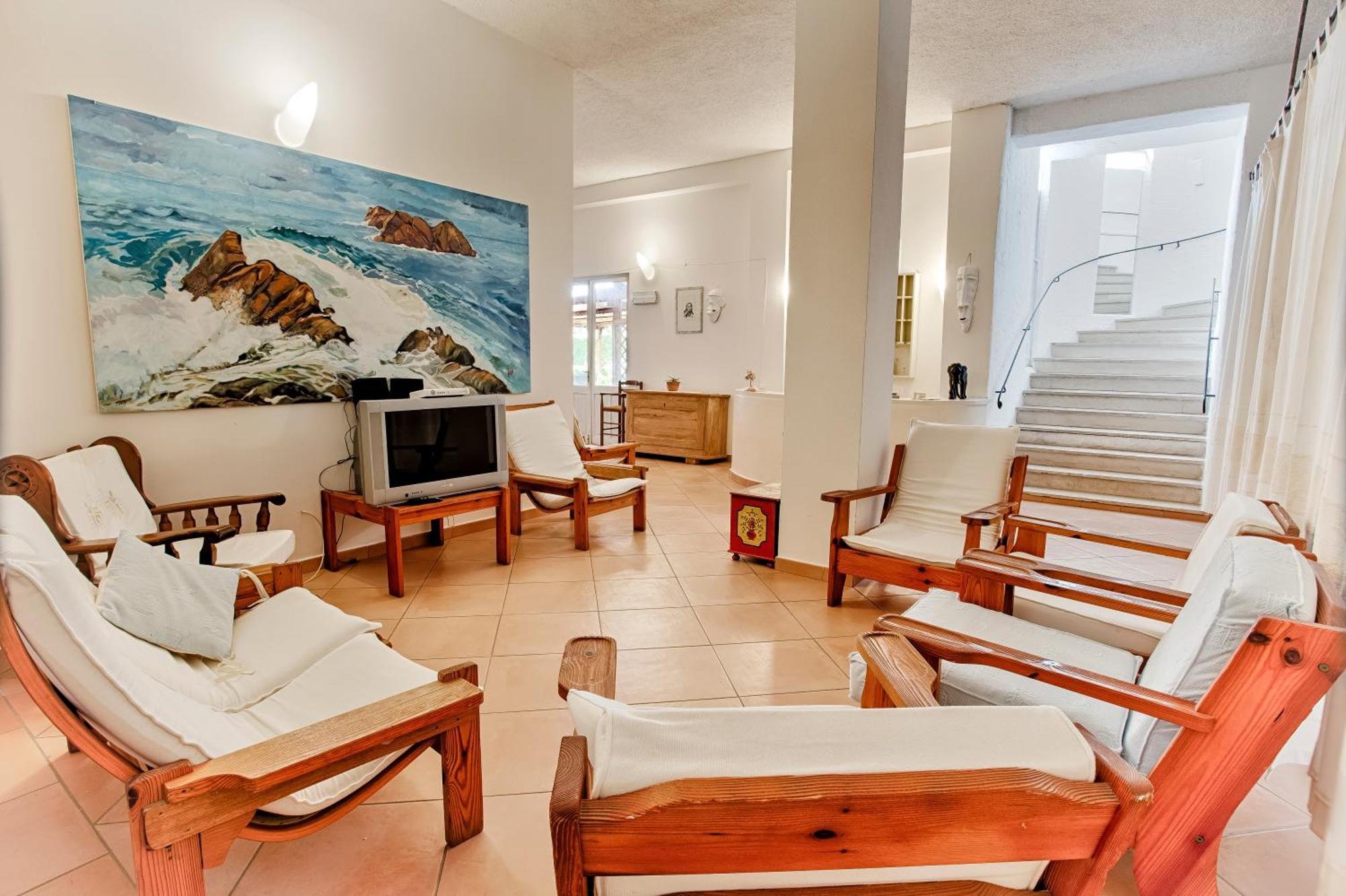 Hotel Al Faro Сан Теодоро Екстериор снимка